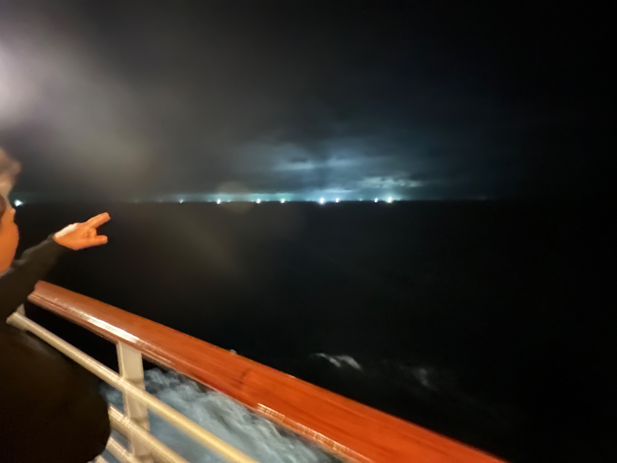 Ships off towards China