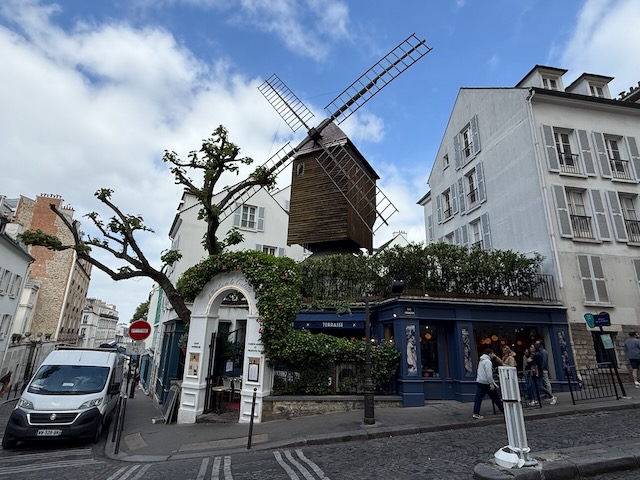 Up to Montmartre