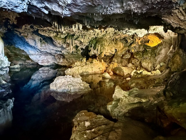 To grotto or not to grotto